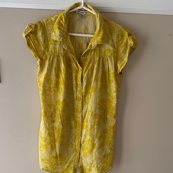 Forever Tops - Forever Yellow Floral Cap Sleeve Blouse